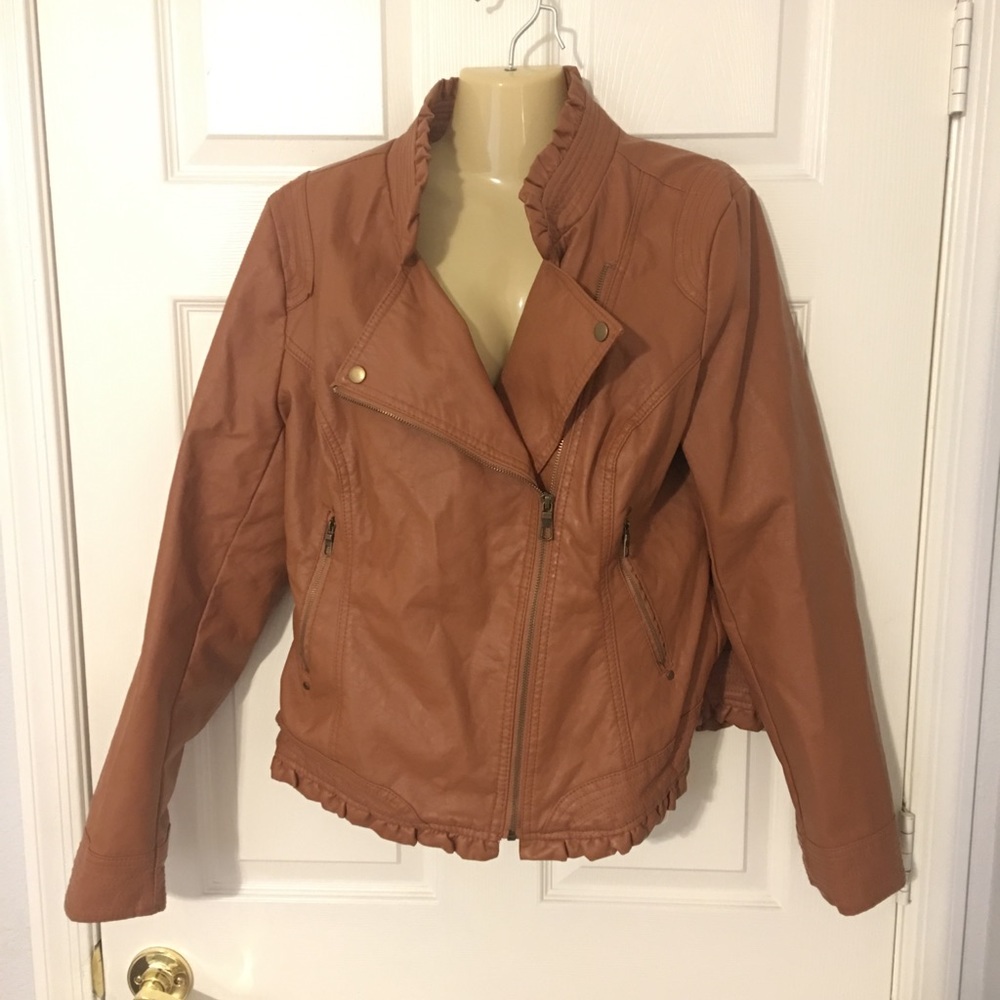 💝Tan Pleather Jacket Faux Leather🚫